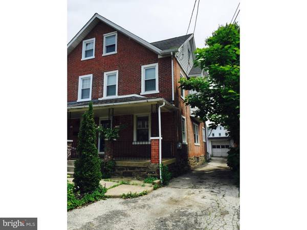 231 EDGEMONT AVE, Ardmore, PA 19003