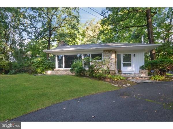 2000 COUNTRY CLUB DR, Huntingdon Valley, PA 19006