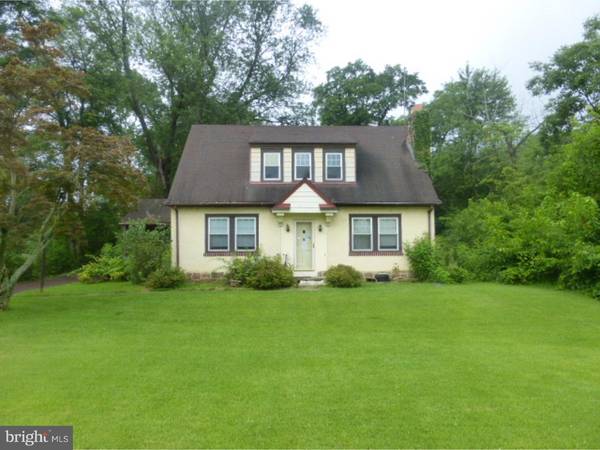 16 OAKDALE AVE, Eagleville, PA 19403