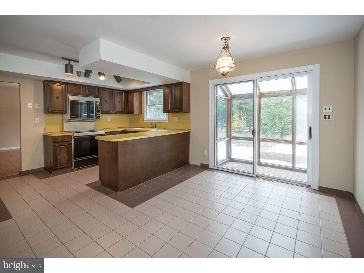 Lower Gwynedd, PA 19002,1001 GYPSY HILL RD