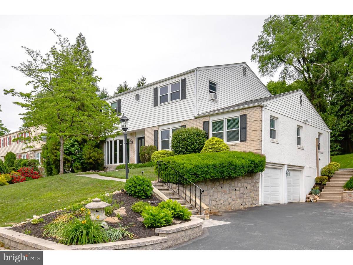 Lafayette Hill, PA 19444,2057 WISTERIA LN