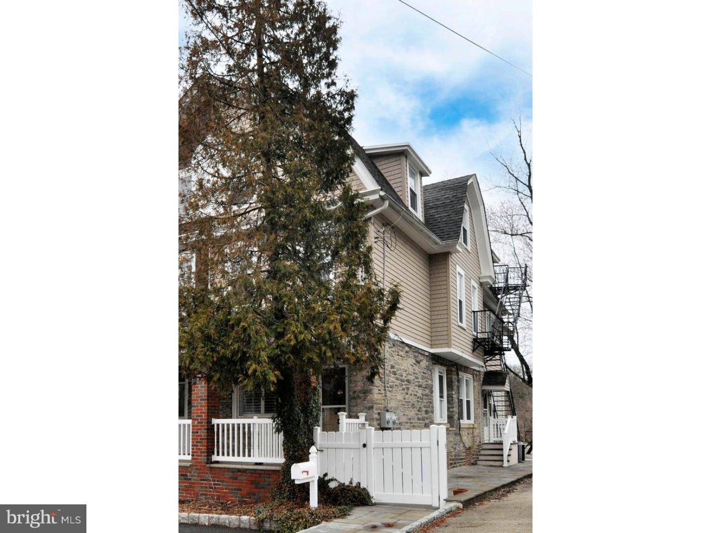 Glenside, PA 19038,152 LISMORE AVE