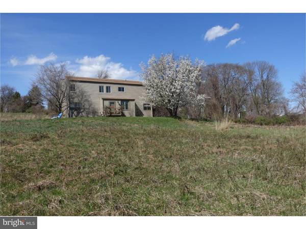 Lafayette Hill, PA 19444,859 DAWNWOOD RD