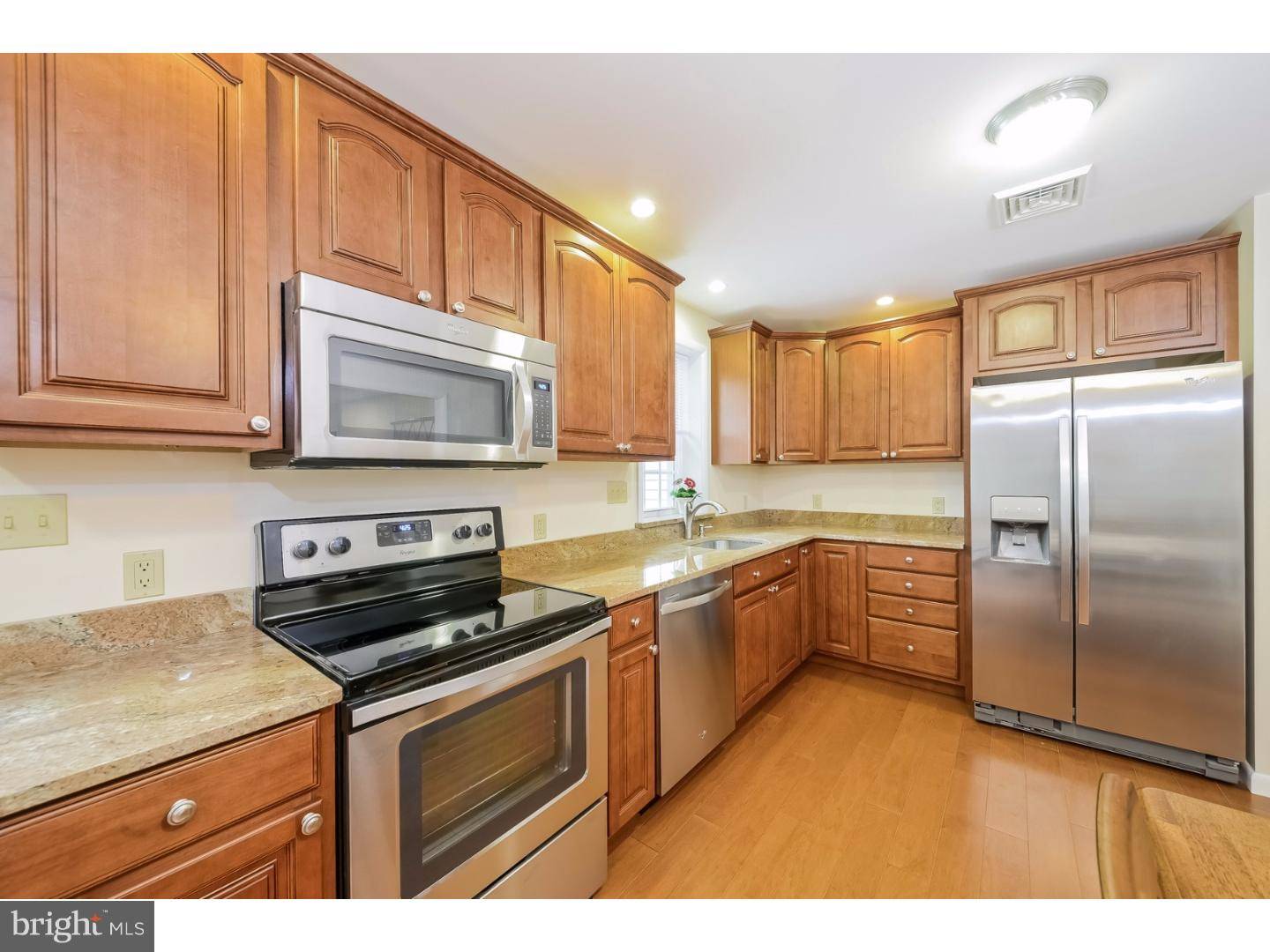 Ambler, PA 19002,804 W WELSH RD