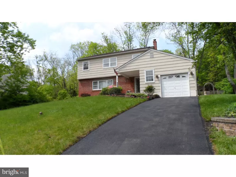 733 MEADOWLARK RD, Norristown, PA 19403