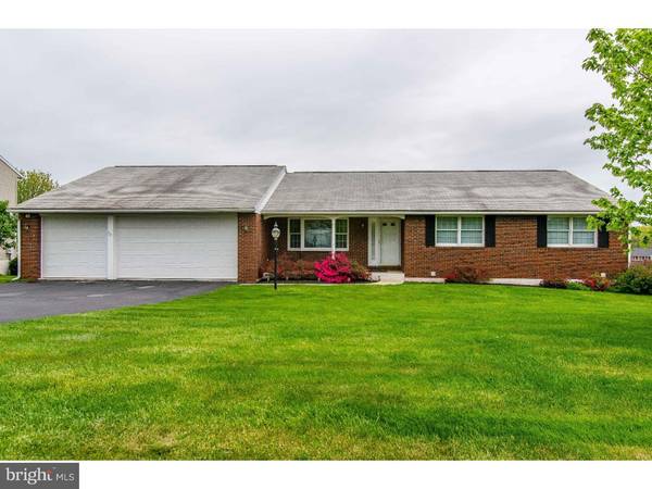 2576 ROSENBERRY RD, Gilbertsville, PA 19525