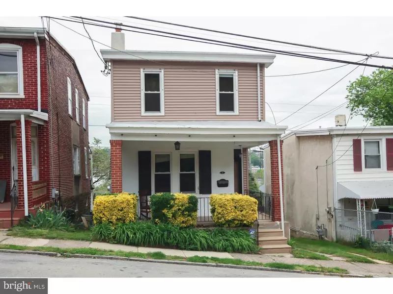 53 JEFFERSON ST, Belmont Hills, PA 19004