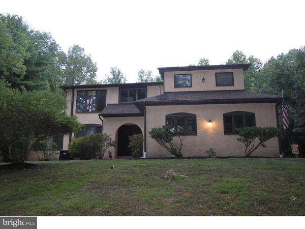 2512 DEEP CREEK RD, Perkiomenville, PA 18074