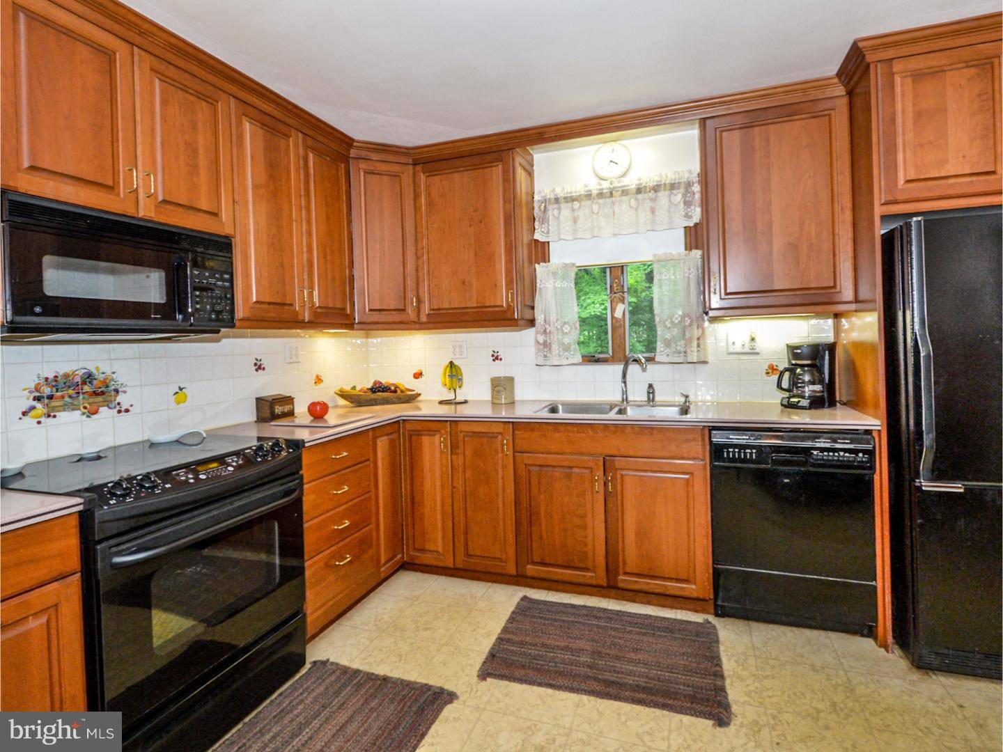 Huntingdon Valley, PA 19006,616 CORAM RD