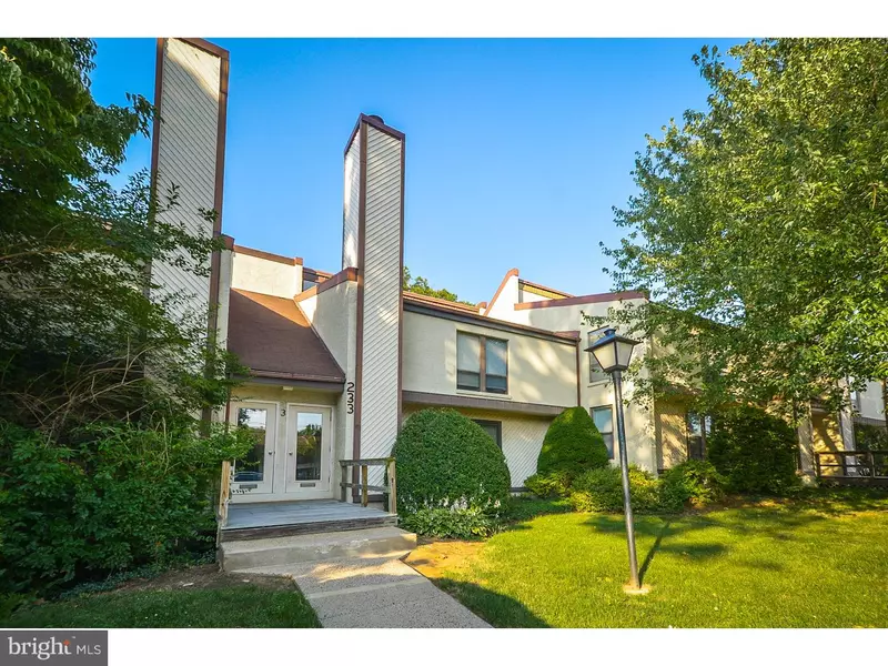 233 TOWNSHIP LINE RD #3C, Elkins Park, PA 19027