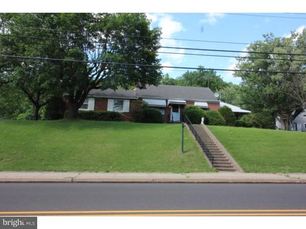 313 MAIN ST, Green Lane, PA 18054