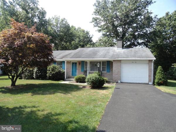 110 MAPLE ST, Gilbertsville, PA 19525