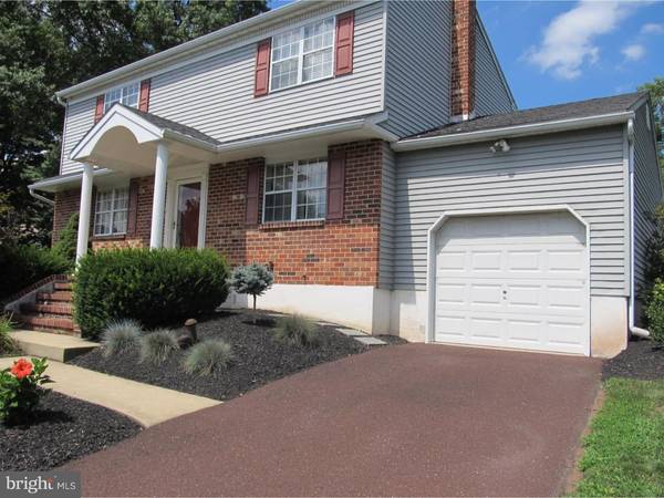 52 HOOVER CT, Boyertown, PA 19512