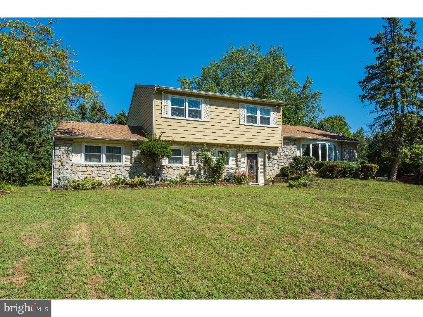 910 SUSQUEHANNA RD, Ambler, PA 19002