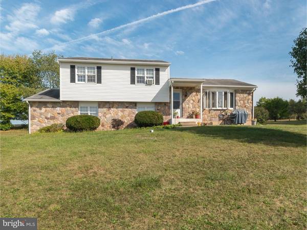 1155 GRAVEL PIKE, Green Lane, PA 18054