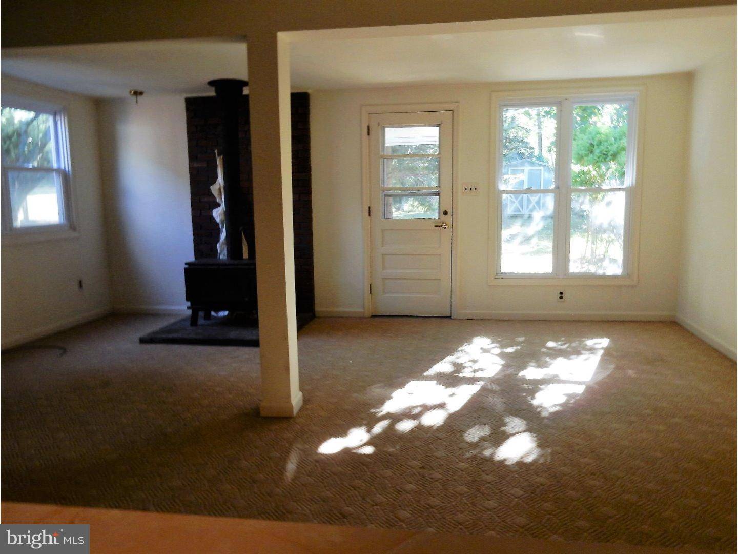 Hatboro, PA 19040,647 W COUNTY LINE RD
