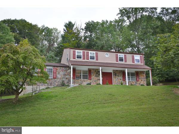 4 FIRETHORNE CIR, Lafayette Hill, PA 19444