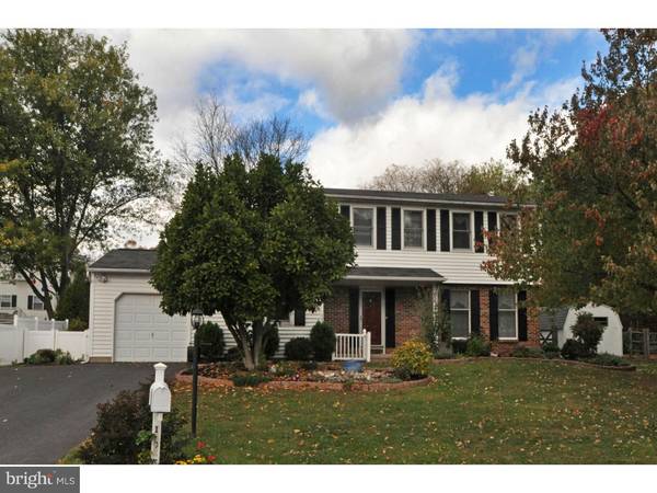 1802 DUTCHMANS CIR, Harleysville, PA 19438