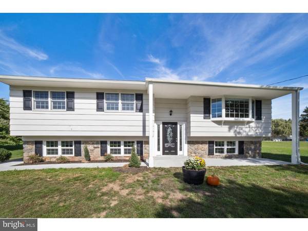 3809 MONITOR DR, Collegeville, PA 19426