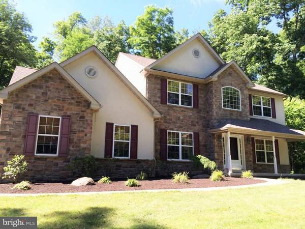 761 N LAYFIELD RD, Perkiomenville, PA 18074