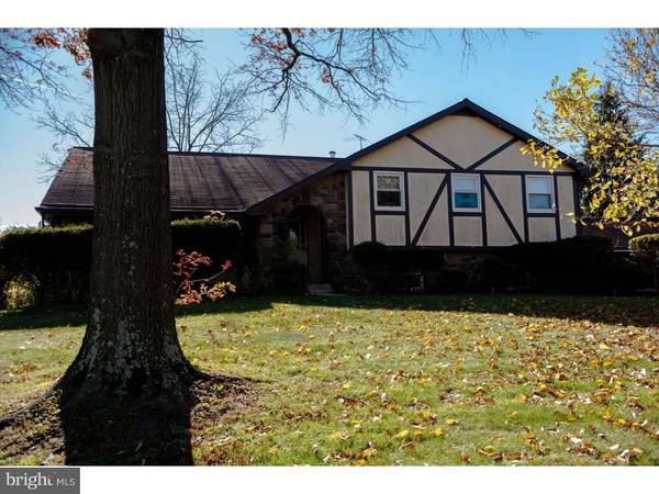 1316 GANTT DR, Huntingdon Valley, PA 19006