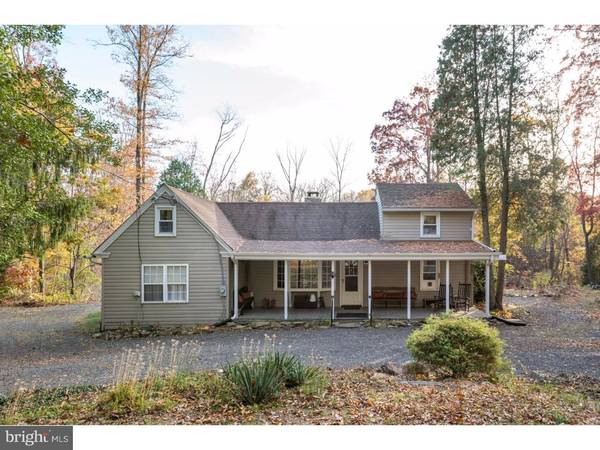 1940 DEEP CREEK RD, Perkiomenville, PA 18074