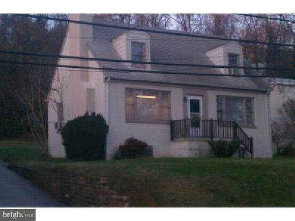 946 FORD ST, Conshohocken, PA 19428