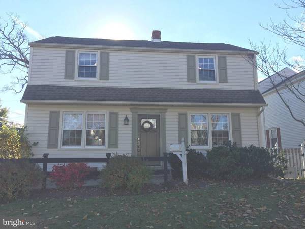 502 SCHOOL HOUSE LN, Willow Grove, PA 19090