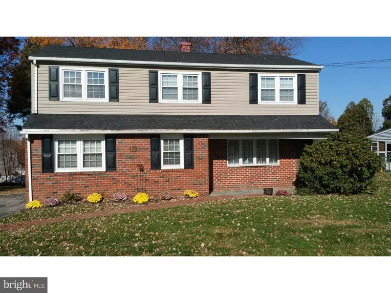 15 FAIRWAY DR, Plymouth Meeting, PA 19462