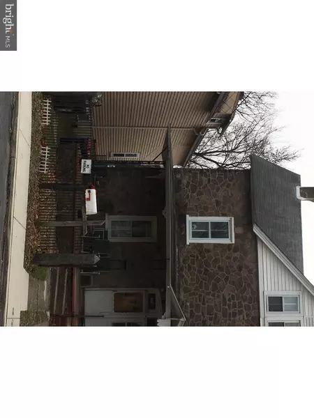 328 W MAPLE ST, Ambler, PA 19002