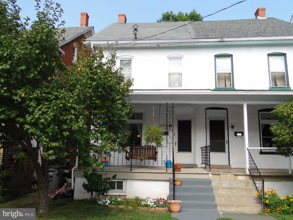 517 W 5TH ST, Pennsburg, PA 18073