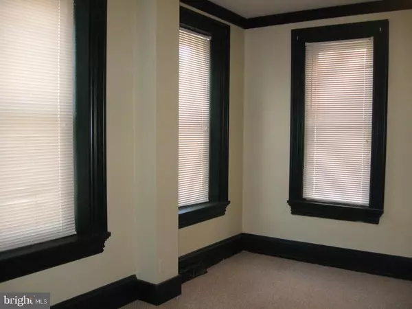 Columbia, PA 17512,474 WALNUT ST