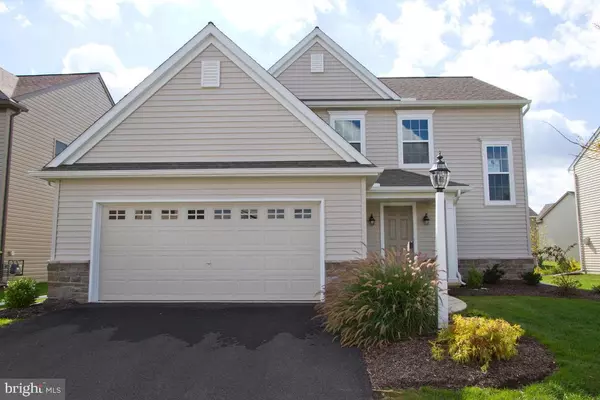 1334 HEATHERWOOD DR, Mount Joy, PA 17552