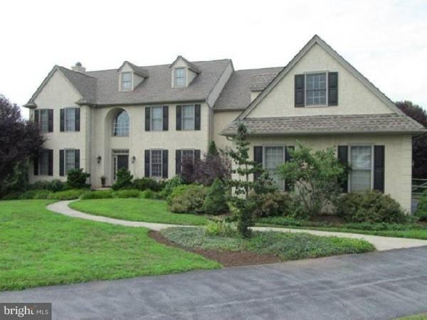 4 TAYLOR CHASE LN, West Chester, PA 19382