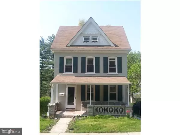 211 WILLOW ST, West Grove, PA 19390