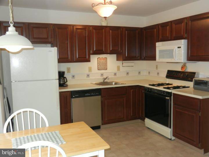Exton, PA 19341,29 BUTTONWOOD DR