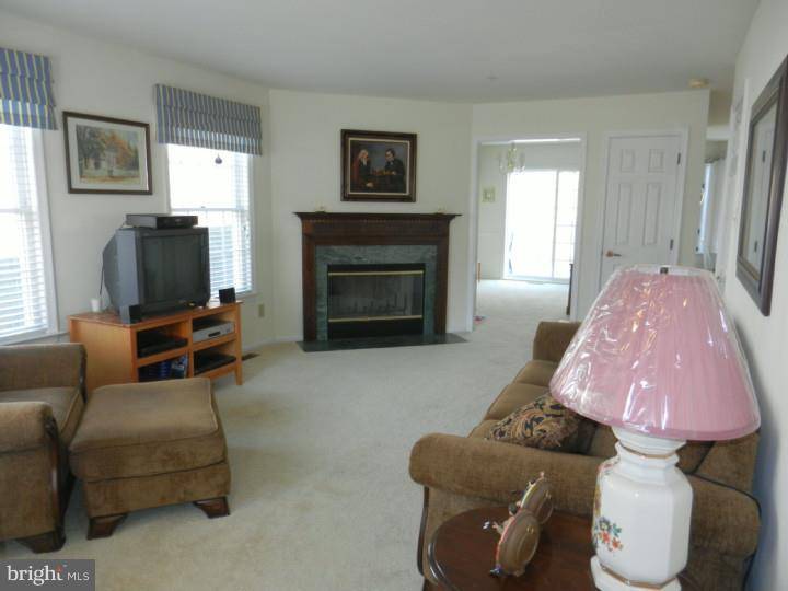Exton, PA 19341,29 BUTTONWOOD DR