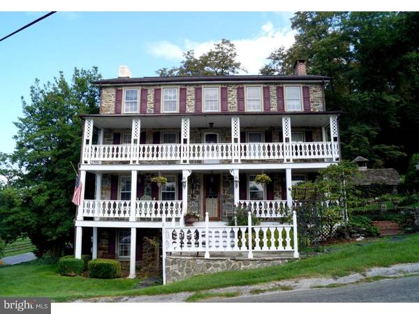 811 STREET RD, Oxford, PA 19363