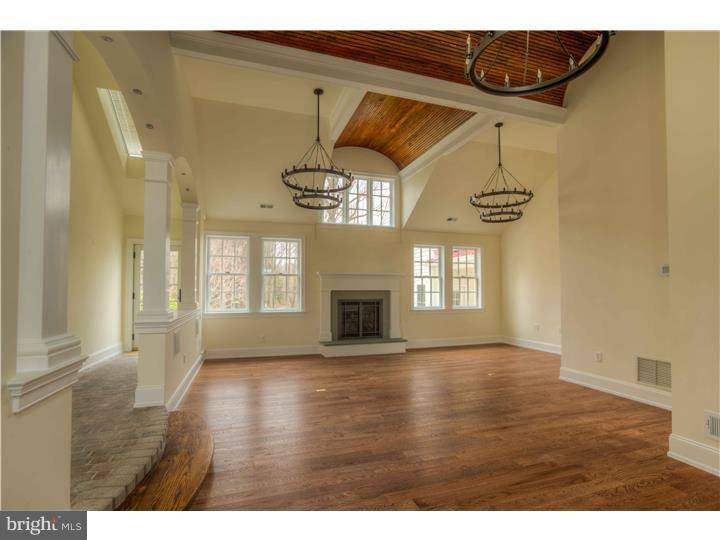 Malvern, PA 19355,124 DAVIS RD