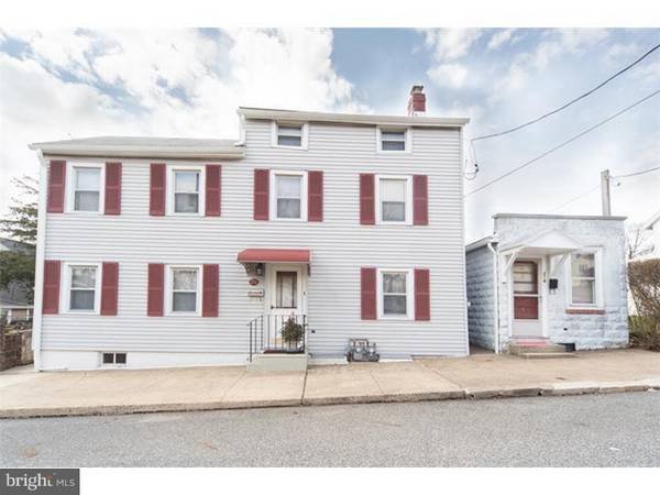 214 GREEN ST, Phoenixville, PA 19460