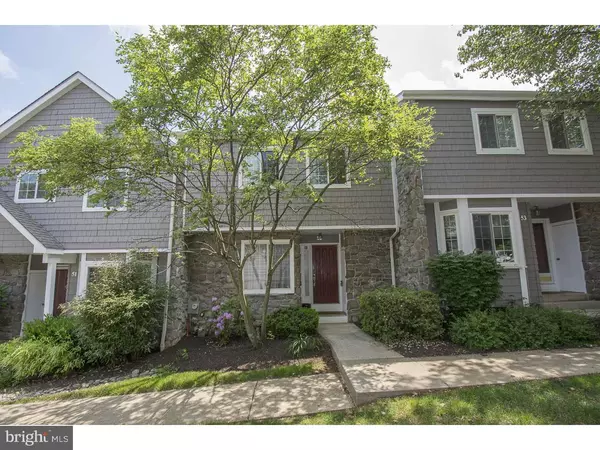 52 CONSTITUTION CT,  Wayne,  PA 19087
