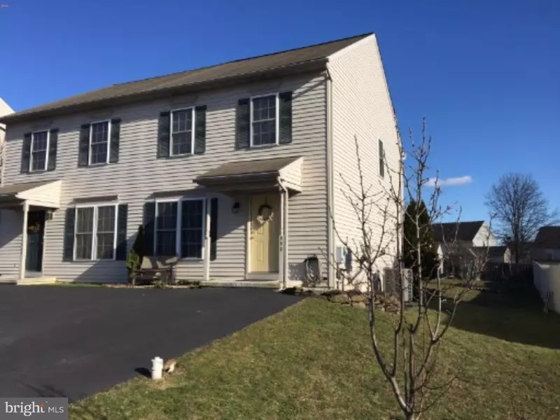 990 MAPLE ST, Honey Brook, PA 19344