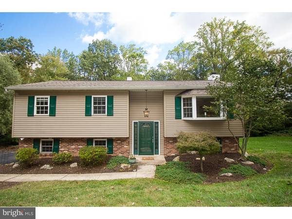 119 RIDGEWOOD CIR, Downingtown, PA 19335