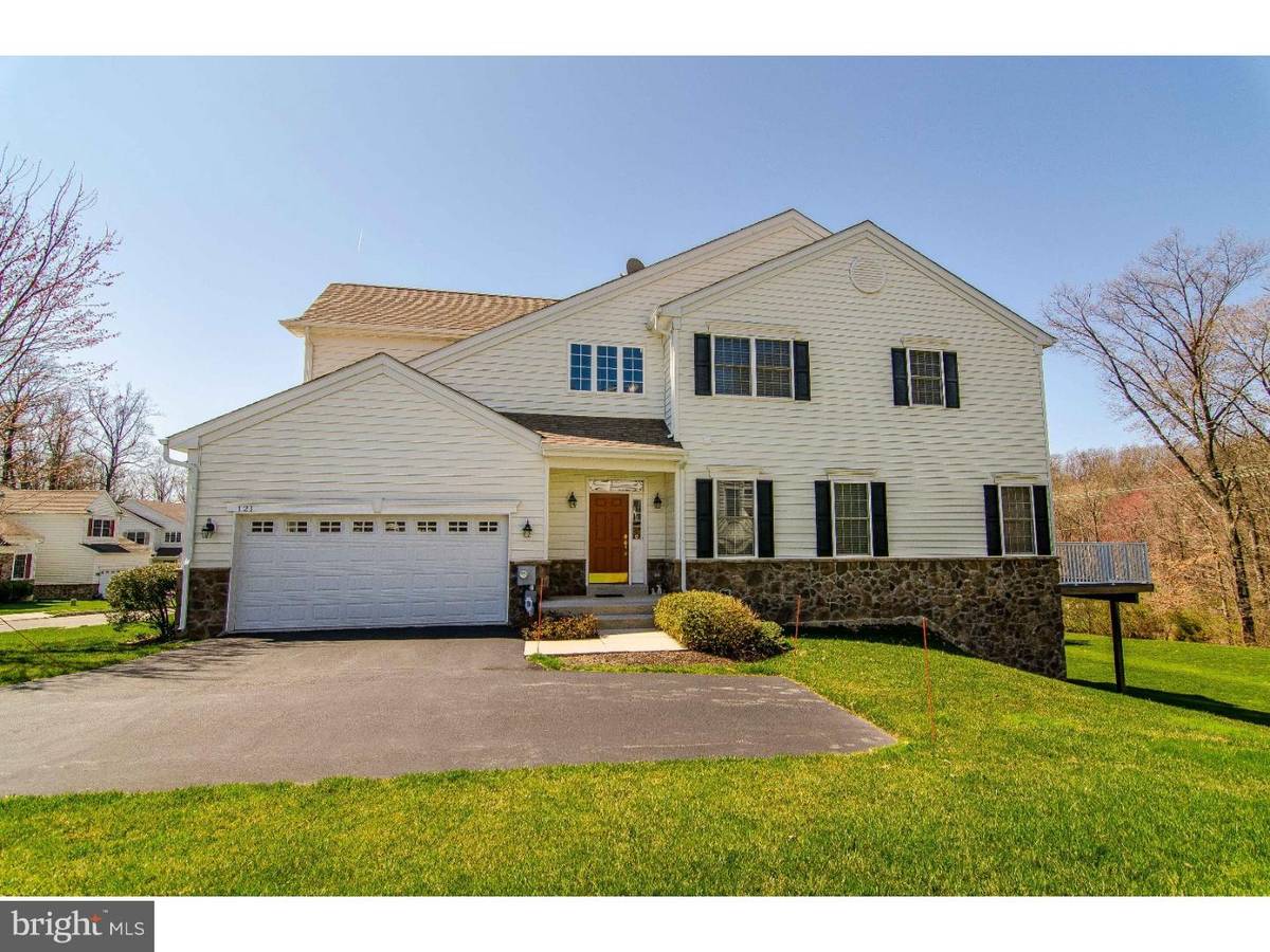 Exton, PA 19341,121 WHITELAND HILLS CIR