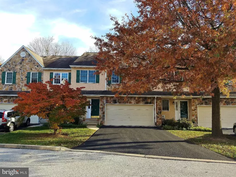 23 KERRY LN, Malvern, PA 19355