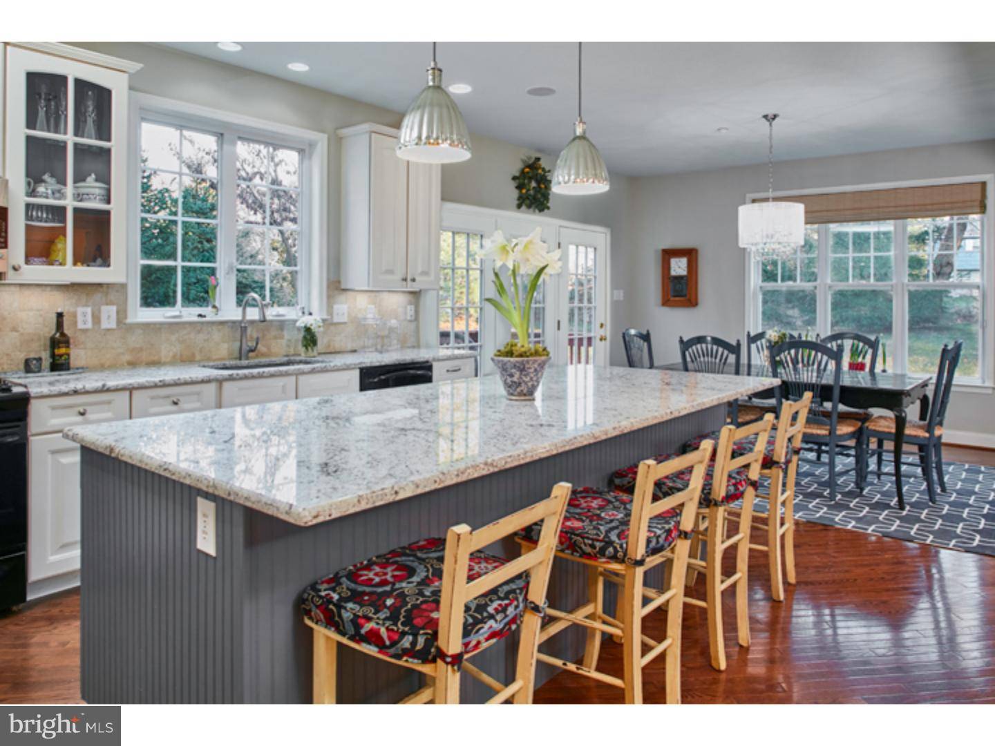 Phoenixville, PA 19460,304 OLD BARN CIR