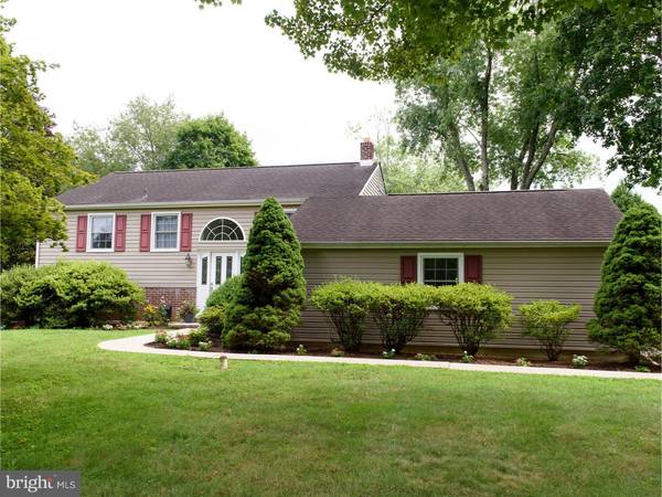 914 VISTA DR, West Chester, PA 19380