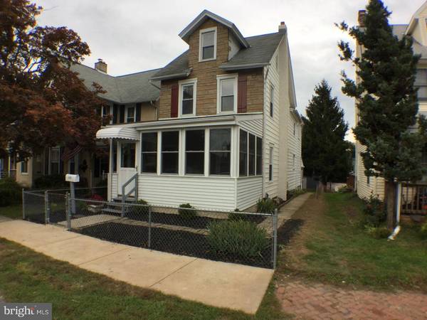 629 S BROAD ST, Kennett Square, PA 19348