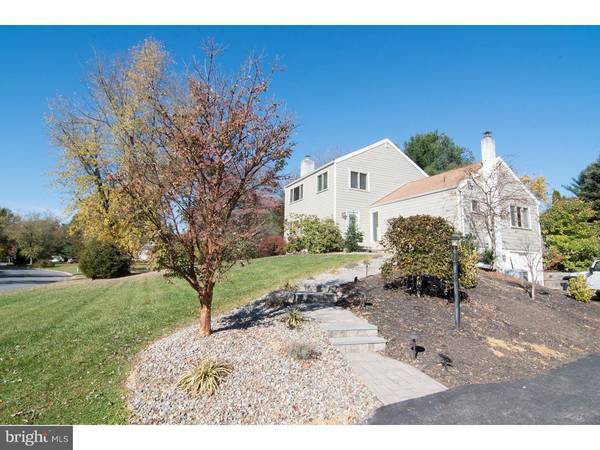 211 DEVELIN DR, Phoenixville, PA 19460