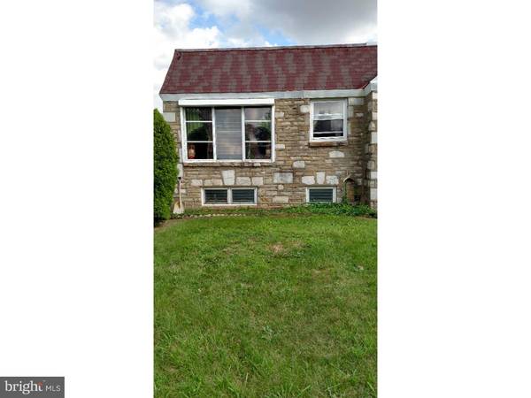 8827 BRADFORD ST, Philadelphia, PA 19115